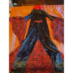 Vampire/Queen Costume M Spirit Black/Red Crushed Velvet Lace Long Dress
